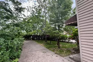 1718 N 15th Ave, Melrose Park, IL 60160 - Photo 13