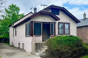 1718 N 15th Ave, Melrose Park, IL 60160 - Photo 1