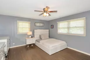 19126 Pierce Ave, Homewood, IL 60430 - Photo 9