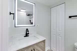 2431 Ernst St, Franklin Park, IL 60131 - Photo 13