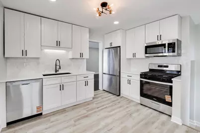 2431 Ernst Street, Franklin Park, IL 60131 - Photo 3