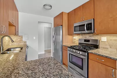 940 E Old Willow Road #312, Prospect Heights, IL 60070 - Photo 13