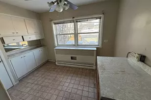 7720 S Jeffery Blvd, Chicago, IL 60649 - Photo 7