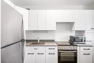 5757 N Sheridan Rd, Chicago, IL 60660 - Photo 7