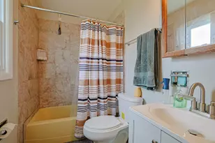 7815 Carlisle Dr, Hanover Park, IL 60133 - Photo 9