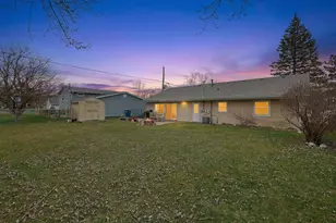 7815 Carlisle Dr, Hanover Park, IL 60133 - Photo 17