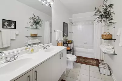 130 S Canal Street #323, Chicago, IL 60606 - Photo 15