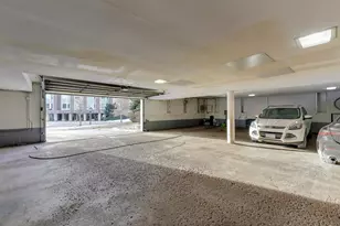 201 Thames Pkwy, Park Ridge, IL 60068 - Photo 23