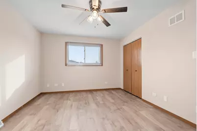 9237 S 77th Avenue, Hickory Hills, IL 60457 - Photo 19