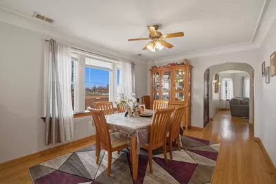 5940 N Bernard Street, Chicago, IL 60659 - Photo 3