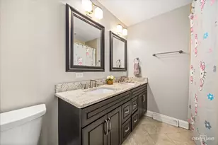 764 Scott Dr, Elgin, IL 60123 - Photo 11