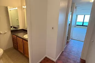 1030 N State St, Chicago, IL 60610 - Photo 15