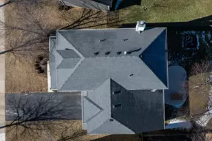 566 Horizon Dr W, Saint Charles, IL 60175 - Photo 27