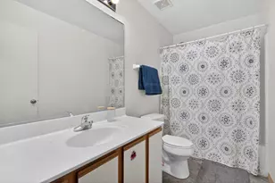 682 Zachary Dr, Romeoville, IL 60446 - Photo 21