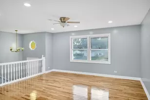 7031 Glenwood Ln, Hanover Park, IL 60133 - Photo 13