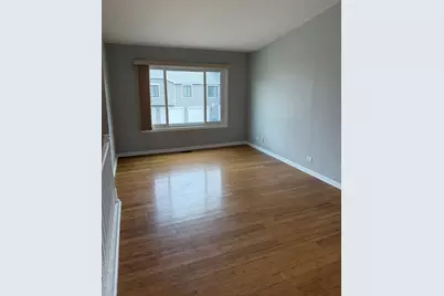 1010 Hayes Court #1010, Vernon Hills, IL 60061 - Photo 3