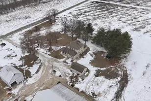 422 E 600 North Rd, Buckley, IL 60918 - Photo 5