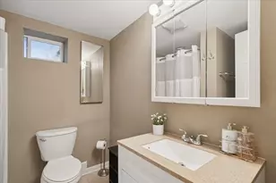 689 E Illinois Rd, Lake Forest, IL 60045 - Photo 15