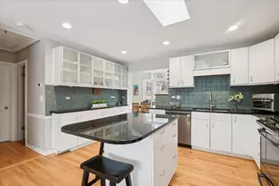 689 E Illinois Rd, Lake Forest, IL 60045 - Photo 3