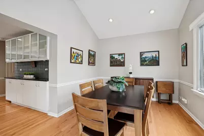 689 E Illinois Road, Lake Forest, IL 60045 - Photo 9