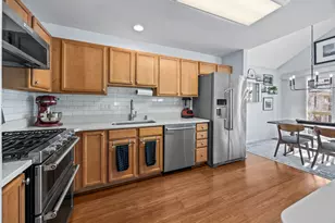 569 Treble Ln, Volo, IL 60073 - Photo 7