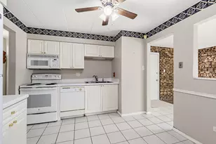 8932 W 140th St, Orland Park, IL 60462 - Photo 11