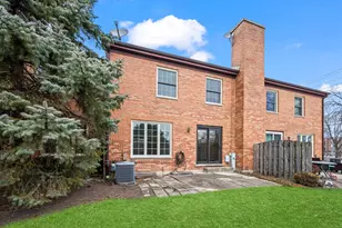 1554 N Windsor Dr, Arlington Heights, IL 60004 - Photo 27