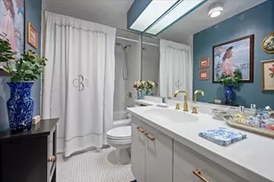 110 E Delaware Pl, Chicago, IL 60611 - Photo 15