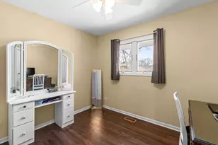 45 Cambridge Ln, Glendale Heights, IL 60139 - Photo 11