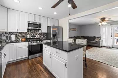 45 Cambridge Lane, Glendale Heights, IL 60139 - Photo 7