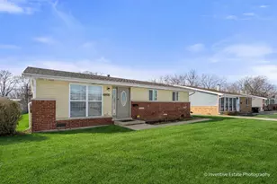 16600 Oxford Dr, Markham, IL 60428 - Photo 17