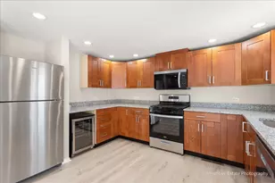 16600 Oxford Dr, Markham, IL 60428 - Photo 9