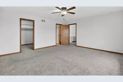 1940 Taller Road, Morris, IL 60450 - Photo 17