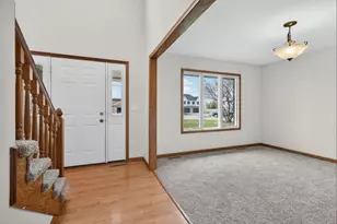 1940 Taller Rd, Morris, IL 60450 - Photo 7