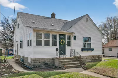 345 W Division Street, Coal City, IL 60416 - Photo 1