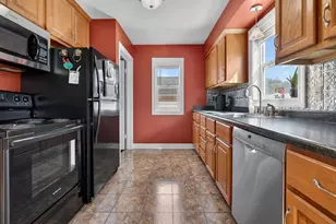 345 W Division St, Coal City, IL 60416 - Photo 3