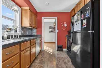 345 W Division Street, Coal City, IL 60416 - Photo 5