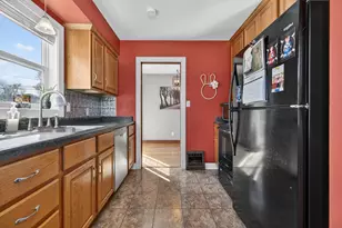 345 W Division St, Coal City, IL 60416 - Photo 5