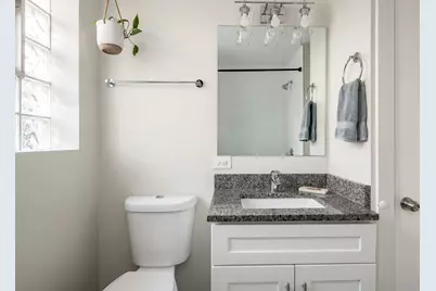 [Address not provided], Berwyn, IL 60402 - Photo 11