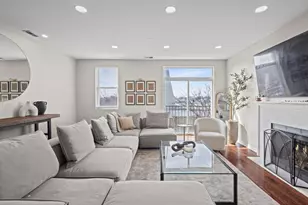 2305 N Austin Ave, Chicago, IL 60639 - Photo 13