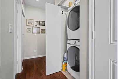 2305 N Austin Avenue #3, Chicago, IL 60639 - Photo 17