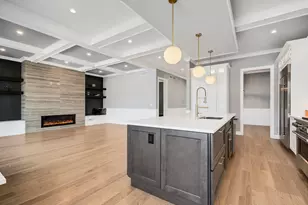 6925 Clarendon Hills Rd, Darien, IL 60561 - Photo 17