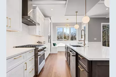 6925 Clarendon Hills Road, Darien, IL 60561 - Photo 15