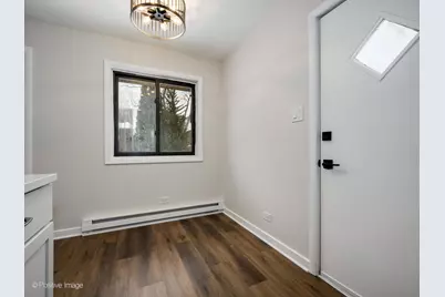 1S220 Holyoke Lane, Villa Park, IL 60181 - Photo 9