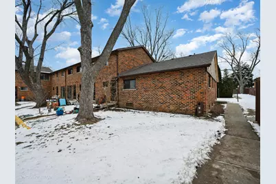 1S220 Holyoke Lane, Villa Park, IL 60181 - Photo 15