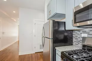 [Address not provided], Chicago, IL 60618 - Photo 3