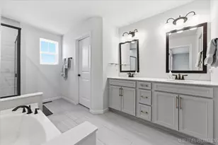 2132 Weatherbee Ln, Naperville, IL 60563 - Photo 11