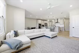 2132 Weatherbee Ln, Naperville, IL 60563 - Photo 7