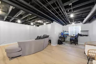 2132 Weatherbee Ln, Naperville, IL 60563 - Photo 17