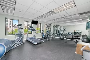 30 W Erie St, Chicago, IL 60654 - Photo 29